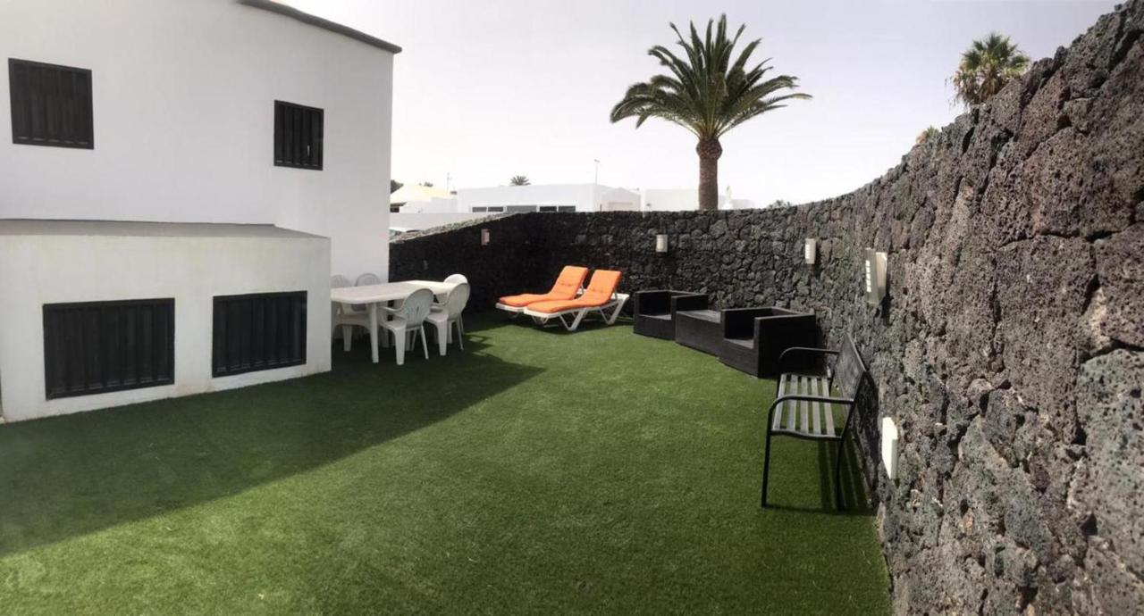 Basement Apartment Very Large Fantastic Location Playa Blanca  Exteriér fotografie